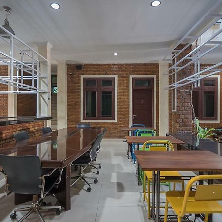 Reddoorz Plus Near Cambridge City Square 2 Medan Eksteriør bilde
