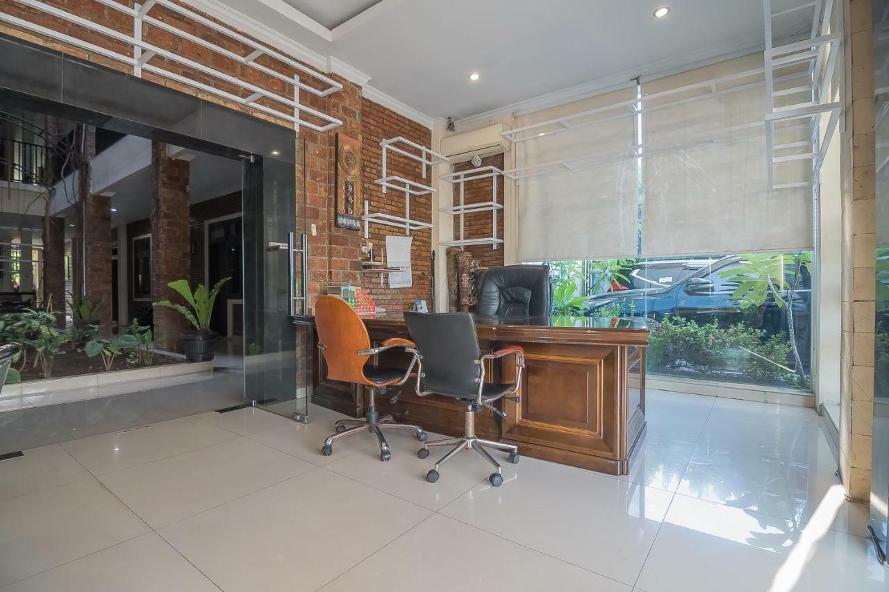 Reddoorz Plus Near Cambridge City Square 2 Medan Eksteriør bilde