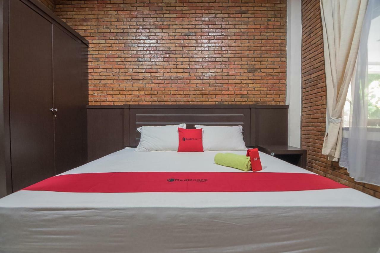 Reddoorz Plus Near Cambridge City Square 2 Medan Eksteriør bilde