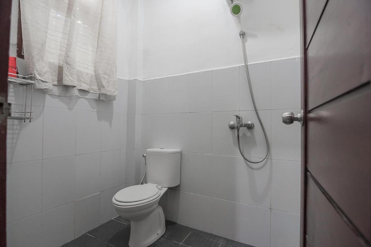 Reddoorz Plus Near Cambridge City Square 2 Medan Eksteriør bilde